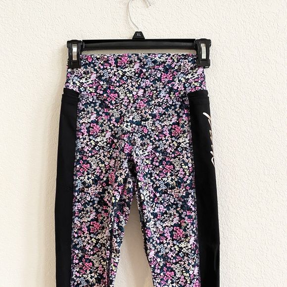 Victoria Secret Pink Black Floral Ultimate Leggings Workout Athleisure X Small - Picture 5 of 9